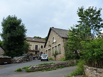 Le Beyrac sa fontaine, son ecole3